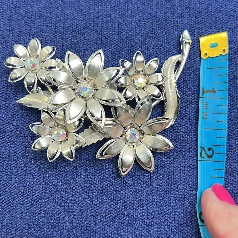 Gorgeous Vintage Coro Flower Cluster Silver Tone